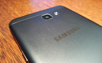 Samsung e Qualcomm anunciam parceria para fabricação de chips mobile 5G de 7nm.