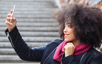 Selfies fazem parte de pacotes comercializados na Dark Web Selfies fazem parte de pacotes comercializados na Dark Web