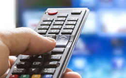 Em fevereiro, TV por assinatura apresenta queda de 120 mil contratos Em fevereiro, TV por assinatura apresenta queda de 120 mil contratos