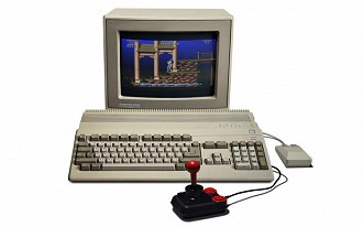 O jogo Skyfox no Sistema Commodore.