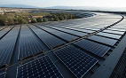 Apple tem 100% de suas operações movidas por fontes de energia renováveis Apple tem 100% de suas operações movidas por fontes de energia renováveis