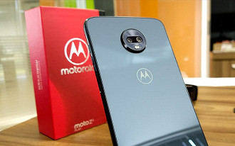 Moto Z3 Play