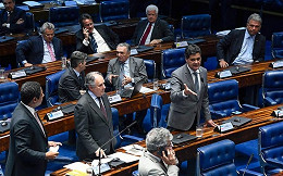 Senado aprova projeto de lei geral de proteção de dados pessoais 