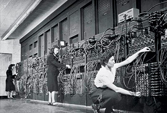 Tudo que aparece aí é só um pedacinho do ENIAC