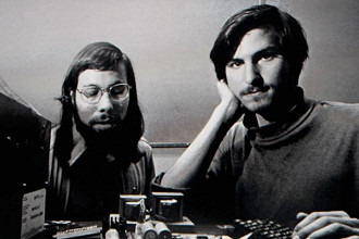 Os fundadores da Apple começaram a trabalhar juntos através do hacking