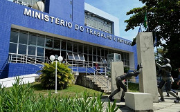 Ministério do Trabalho passará a usar sistema de informações do TRF Ministério do Trabalho passará a usar sistema de informações do TRF
