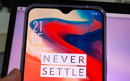 Vazam supostas imagens do OnePlus 6T com sensor biométrico na tela Vazam supostas imagens do OnePlus 6T com sensor biométrico na tela