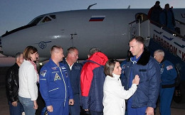 Astronauta relata como é cair para Terra após falha em foguete Astronauta relata como é cair para Terra após falha em foguete