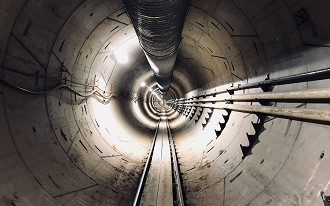 Elon Musk diz que primeiro túnel da Boring Company será aberto em 10 de dezembro.