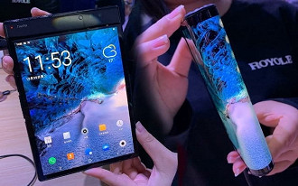 Smartphone dobrável: Royole pode ser a primeira a lançar o modelo.