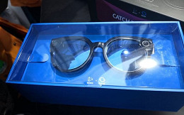 Tencent revela óculos inteligentes com gravação de vídeos Tencent revela óculos inteligentes com gravação de vídeos