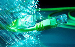 Banda larga fixa registra aumento de 2,49 milhões de contratos em 12 meses Banda larga fixa registra aumento de 2,49 milhões de contratos em 12 meses