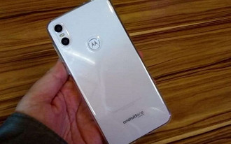 Motorola One é o primeiro aparelho a receber Android Pie no Brasil.
