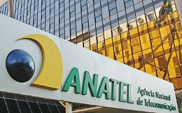 Celulares irregulares no AC, ES, MT, MS, PR, RJ, RS, RO, SC e TO passam a ser bloqueados a partir do próximo sábado (8) Celulares irregulares no AC, ES, MT, MS, PR, RJ, RS, RO, SC e TO passam a ser bloqueados a partir do próximo sábado (8)