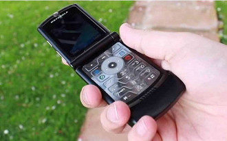 O Razr da Motorola será relançado como smartphone dobrável de US$ 1.500