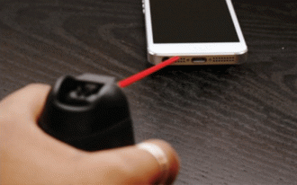 Como limpar a porta de entrada do carregador do seu smartphone