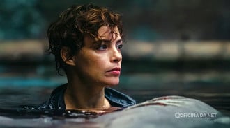 Sob as Águas do Sena (2024)