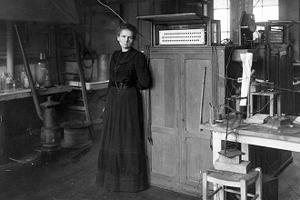 Marie Curie no laboratório