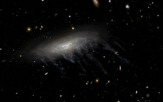 Astrônomos descobrem buraco negro invisível.