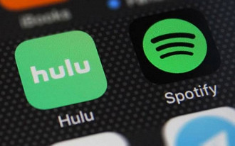 Assinatura do Spotify Premium e Hulu sai por US$ 9,99. Assinatura do Spotify Premium e Hulu sai por US$ 9,99.