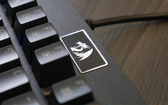 Funções estão nas Function Keys