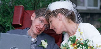 Stephen Hawking e Elaine Mason.