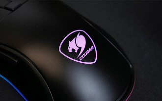 Logo da Cougar no mouse