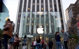 Ousmane Bah entra com processo de US$ 1 bilhão contra a Apple por ter sido preso por engano