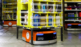 Amazon já conta com alguns robôs em seus armazéns - os chamados drives