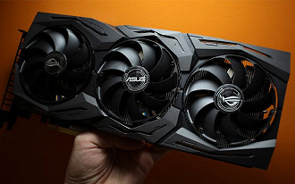 GTX 1660 Ti Asus ROG Strix