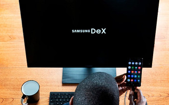 Geração atual do Dex funciona via cabo, sem Dock