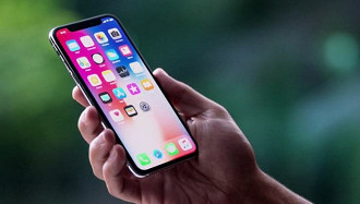 iPhone XS iPhone XS