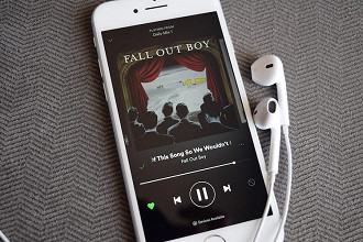 Spotify entrou com uma denúncia contra a Apple em março de 2019. Spotify entrou com uma denúncia contra a Apple em março de 2019.