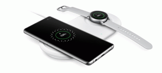 Vaza imagem de um carregador wireless com suporte para o Galaxy Note 10 e o Watch 2.