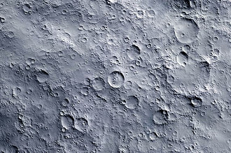 Apesar de ter aparência e textura macia, o pó lunar pode ser extremamente prejudicial à saúde humana. Apesar de ter aparência e textura macia, o pó lunar pode ser extremamente prejudicial à saúde humana.