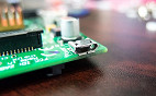 Raspberry Pi 4 é incompatível com alguns cabos e carregadores Raspberry Pi 4 é incompatível com alguns cabos e carregadores