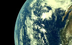 Sonda indiana Chandrayaan 2 captura fotos da curvatura da Terra a 5000 km de altitude Sonda indiana Chandrayaan 2 captura fotos da curvatura da Terra a 5000 km de altitude