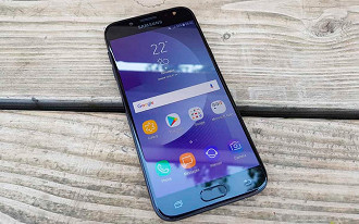 Samsung Galaxy J5 (2017) recebe Android 9 Pie e One UI