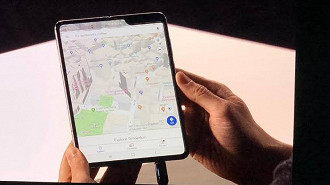 Galaxy Fold com Google Maps