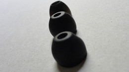 Ear tips e earpads: Como elas influenciam o som do fone? Ear tips e earpads: Como elas influenciam o som do fone?