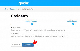 Escolha receber sua senha por e-mail ou SMS