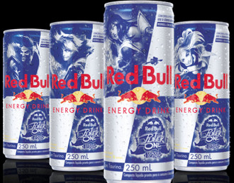Latas colecionáveis do campeonato de LoL Red Bull Player One Latas colecionáveis do campeonato de LoL Red Bull Player One