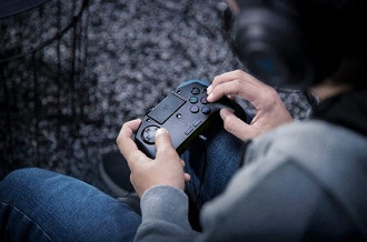 Controle feito para jogos de luta Razer Raion. Fonte: techpowerup Controle feito para jogos de luta Razer Raion. Fonte: techpowerup