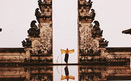 Foto no templo de Bali é falsa: veja como é feita