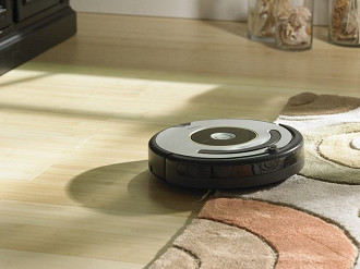 iRobot Roomba 615 foi a versão analisada pelo Oficina da Net.