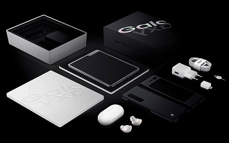 Samsung Galaxy Fold - Kit básico do smartphone dobrável 