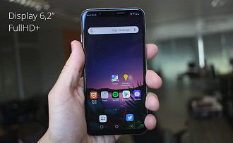 O LG G8s ThinQ tem um belo display