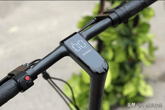 Display digital da bicicleta elétrica Xiaomi QiCycle. Fonte: electrek.co