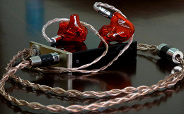 Como obter resistência e conforto no fone de ouvido in-ear com um cabo novo?