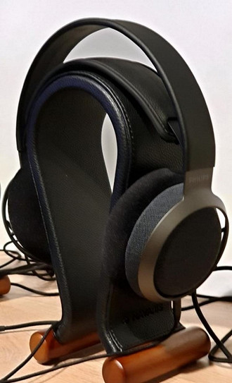 Headphone Philips Fidelio X3. Fonte: avmania.cz